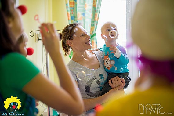 „Dzie piknoci i radoci dla mam” - akcja dla mam chorych dzieci od Fundacji „Dr Clown” w 14 polskich miastach
