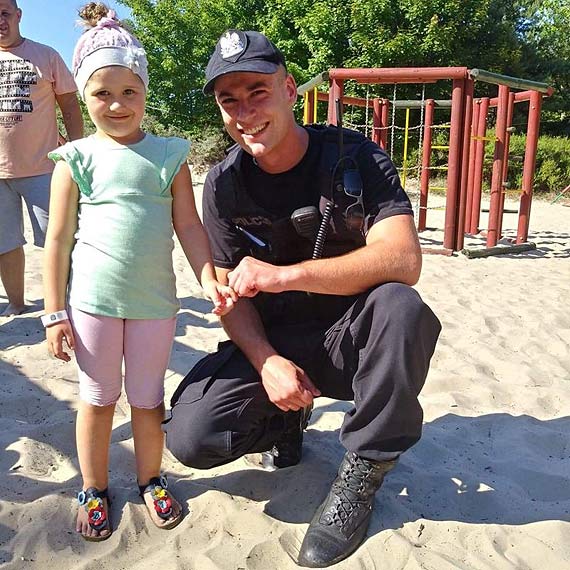 „Bezpiecznie nad Morzem” z policjantami OPP w Szczecinie