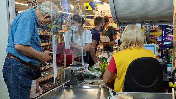 Gdzie Polacy odczuwają największe podwyżki w sklepach? Badanie przynosi zaskakujące dane