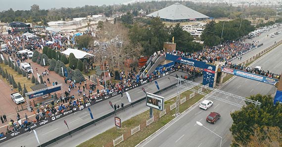 Tysiące biegaczy wzięło udział w maratonie „Runtalya” 